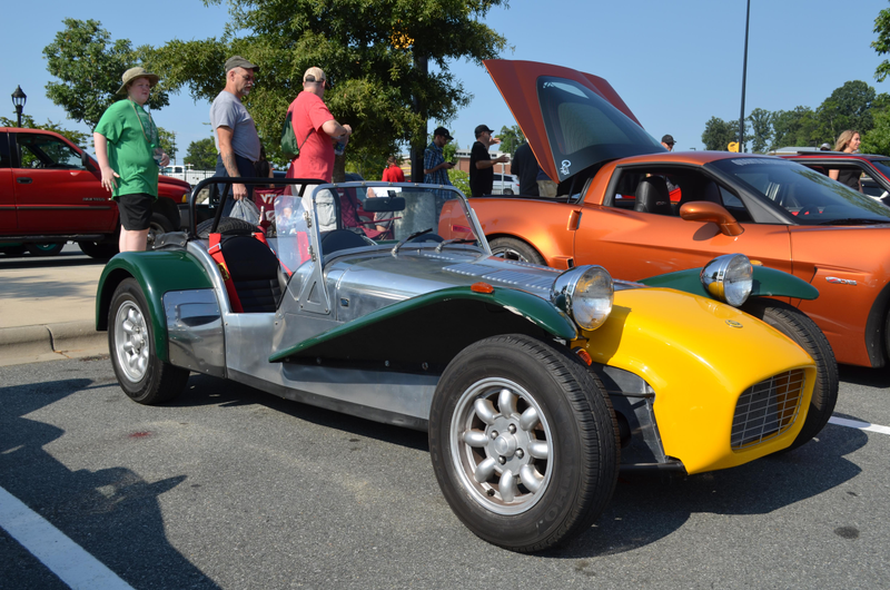 Illustration for article titled Hot Wheels Legends Tour: Charlotte - Photo Dump
